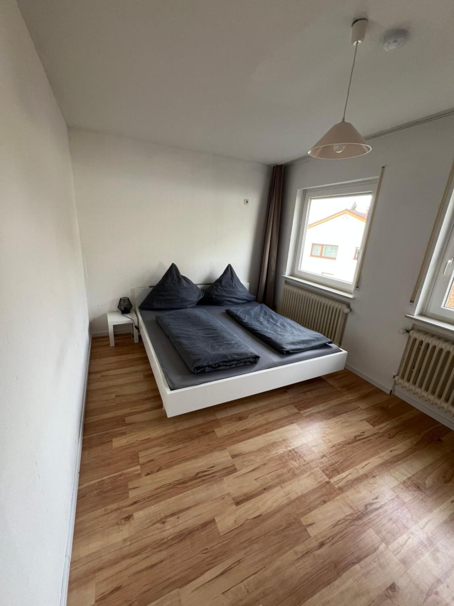 Reiheneckhaus Mit Garten Und Terasse Tettnang Exterior foto